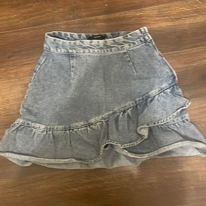 Light denim ruffle Jean skirt size small